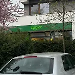 Airport Nowe Ogrody Terrace شقة *