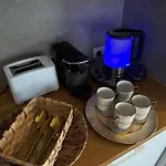 Airport Nowe Ogrody Terrace بوزنان