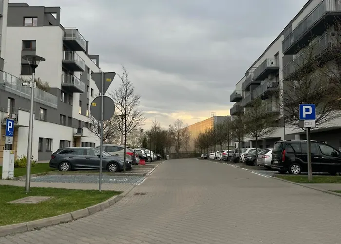 Nowe Ogrody 2 Airport * Poznań